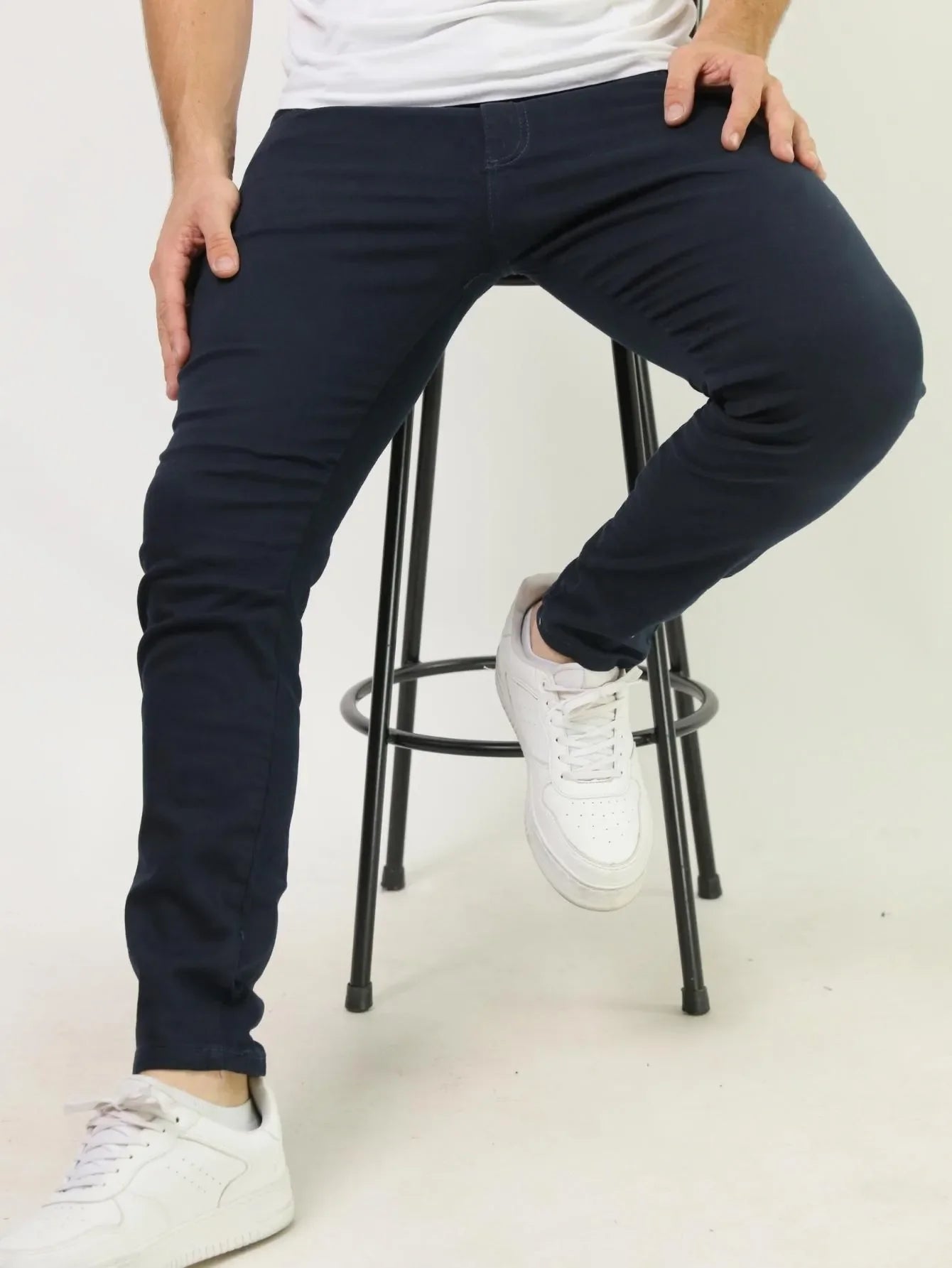Calça Masculina Sarja Brim Slim com Lycra