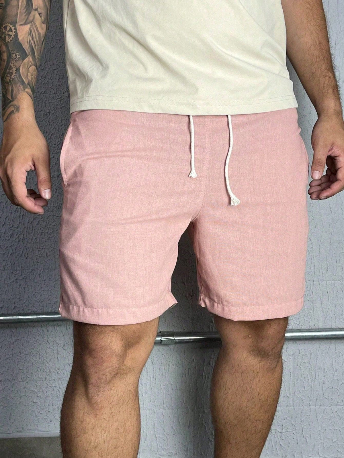 Bermuda em Linho Masculina com Cordão