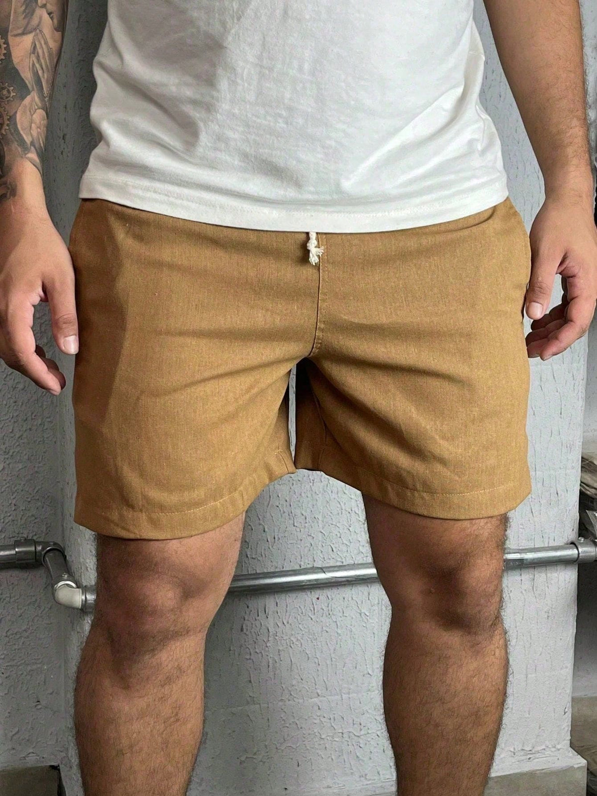 Bermuda em Linho Masculina com Cordão